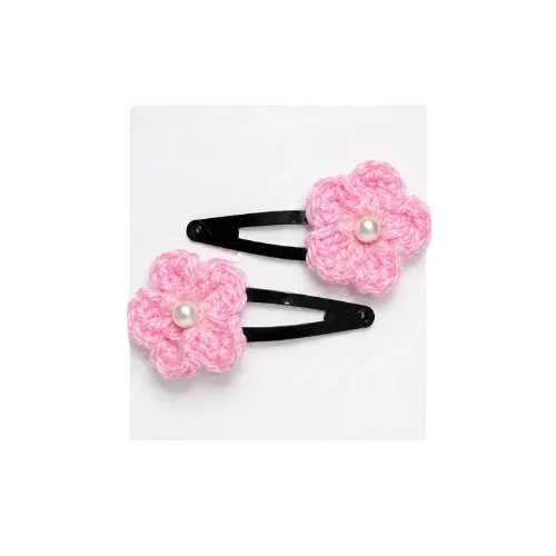 Crocheted Pink Flower Clip