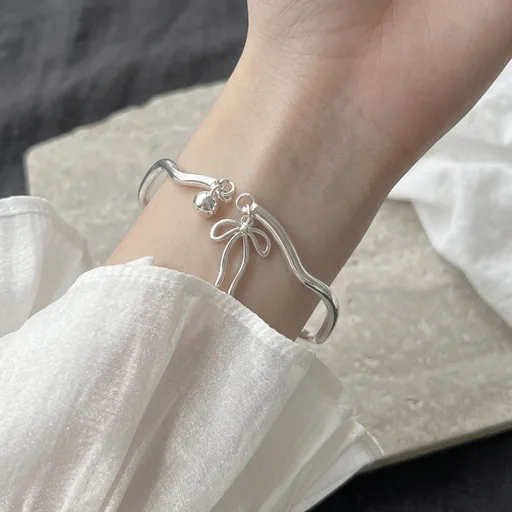 Bow Silver Bangle