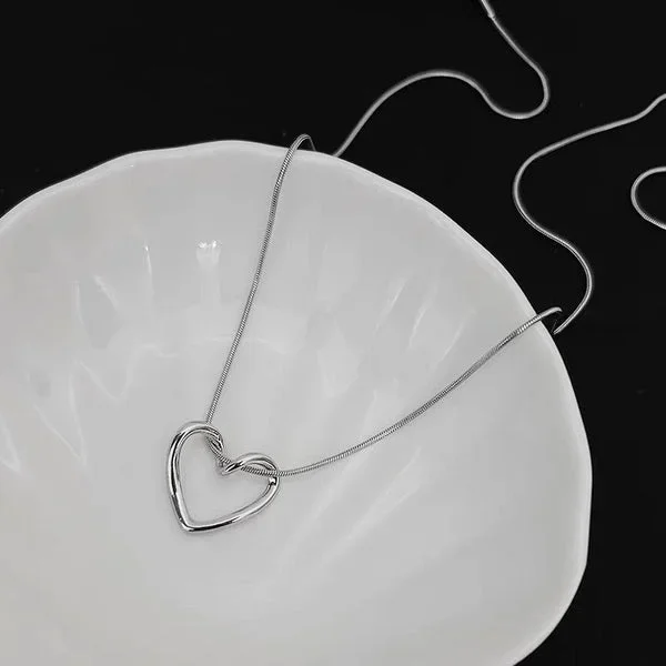 Silver Heart - Necklace