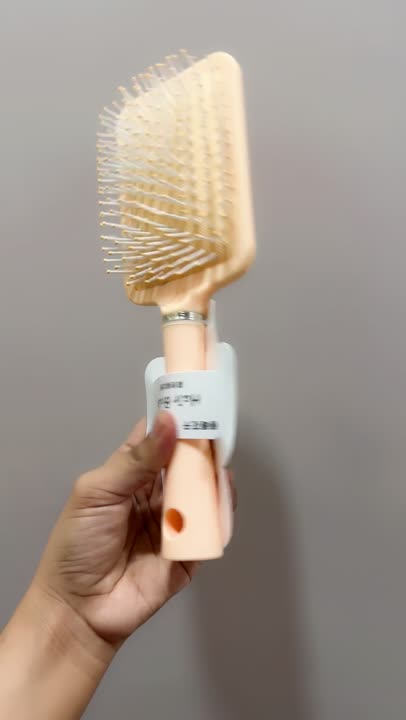 Pastel Yellow Hair Brush BIg video 1